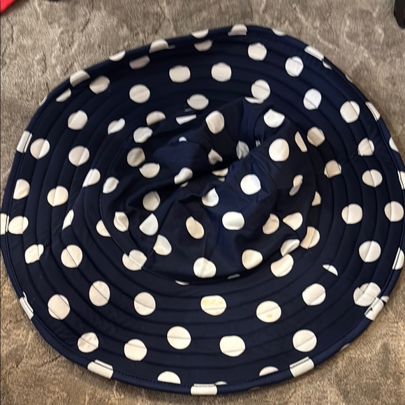 Reversible Navy Blue Polka Dot and hearts Wide Brim Sun hat. - Picture 1 of 3